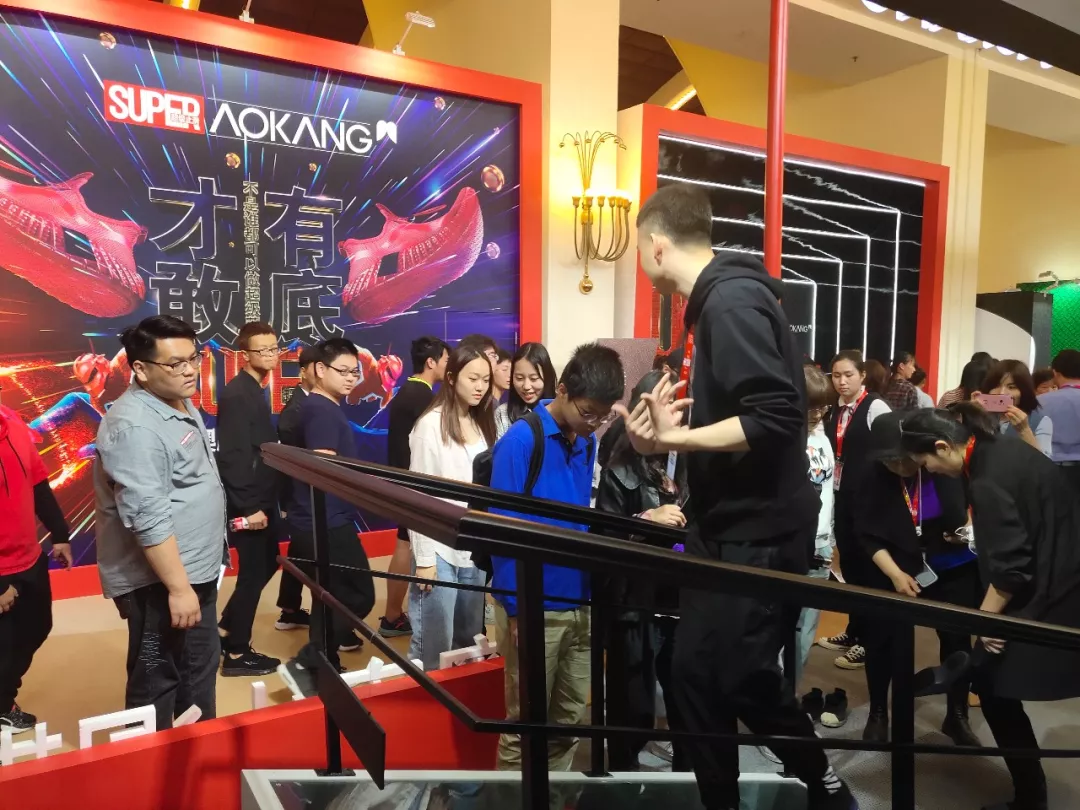 2019年中國(guó)品牌日，奧康帶來(lái)精迪3D智能掃描